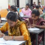 कोडिंग के क्षेत्र में कैरियर बनाने पंडित आरडी तिवारी स्कूल में उमड़ पड़ी युवतियां