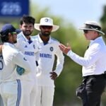 ईशान किशन को अम्पायर से बहस करने को लेकर असहमति के आरोप से मुक्त किया गया