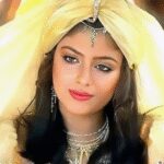 ग्लैमरस इमेज को तोड़ने के लिए ‘मिट्टी और सोना’ में निभाएं दो अलग किरदार : सोनम खान
