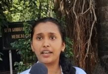 महाराष्ट्र: महिला डॉक्टर की आत्महत्या पर रेजिडेंट डॉक्टरों का प्रदर्शन, काम के लिए मांगा सुरक्षित माहौल
