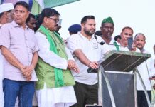 बिहार : तेजस्वी के ‘वक्फ कानून कूड़ेदान में फेंक देंगे’ वाले बयान पर भाजपा-जदयू का पलटवार