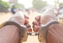 गुजरात: धोखाधड़ी और ठगी के मामले में कमलेश गोंडालिया और अन्य आरोपियों के खिलाफ लुकआउट सर्कुलर जारी