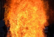 यूपी : सहारनपुर टायर ऑयल फैक्ट्री में लगी आग, हादसे में दो मजदूरों की मौत