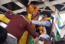 मध्य प्रदेश: सांसद ने कर्मचारी को जड़ा थप्पड़, सोशल मीडिया पर वीडियो वायरल