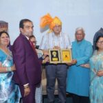 “अति विशिष्ट साहित्य विभूषण सम्मान–2026” से सम्मानित हुए संतोष चौबे